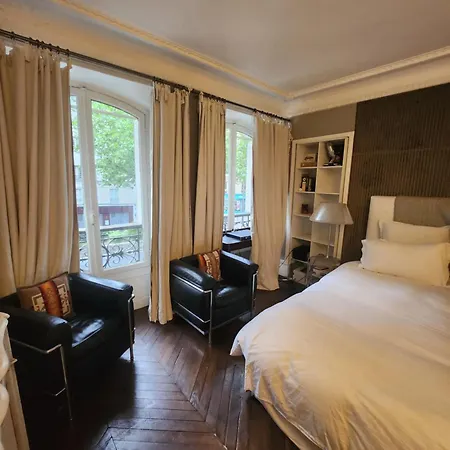 Pic De Notre Dame, Charming Suites Paris Exterior foto