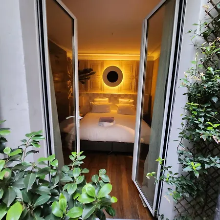 Pic De Notre Dame, Charming Suites Paris Exterior foto
