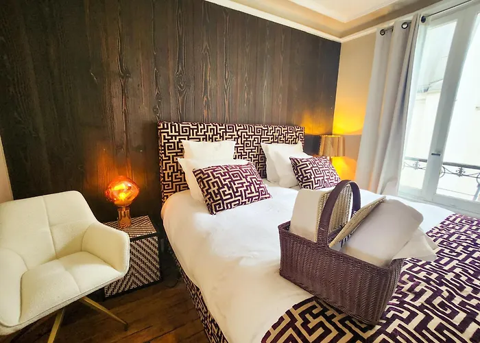 Pic De Notre Dame, Charming Suites Paris